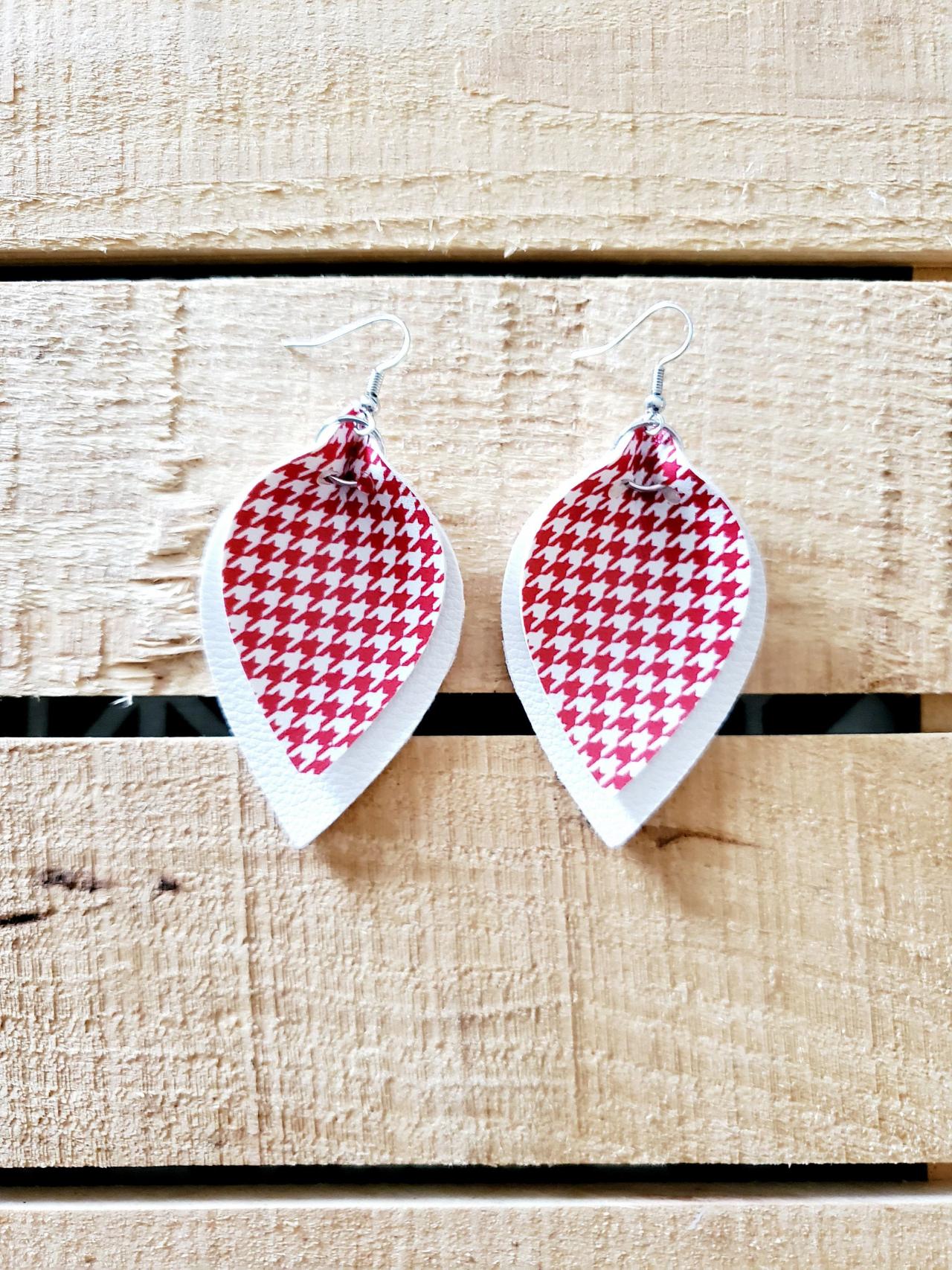 Red Houndstooth Leather Earrings, Pinched Leaf Earrings, Boho Jewelry, Red White Earrings, Rustic Jewelry, Boho Chic Leather Earrings