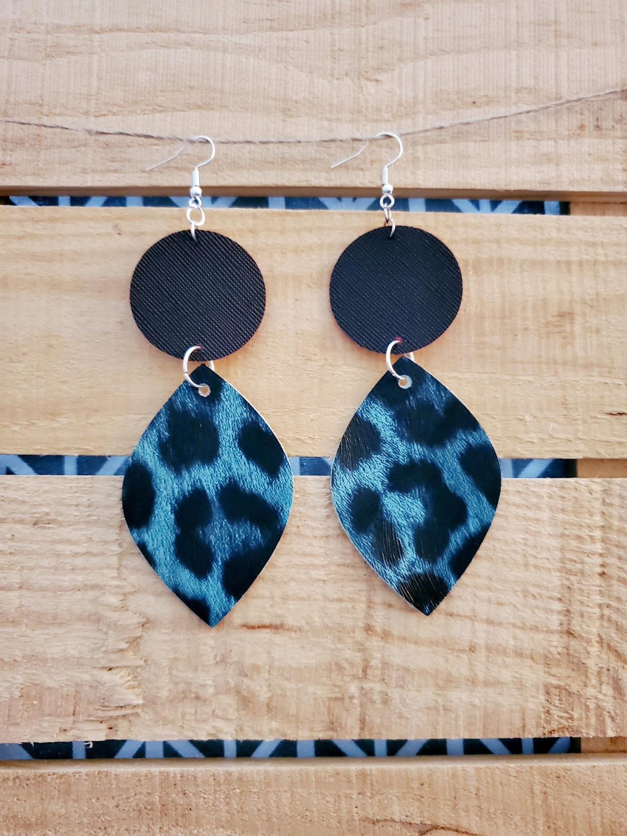 Turquoise Leopard Leather Earrings, Round Leather Earrings, Turquoise Black Jewelry, Round Leaf Jewelry, Boho Chic Rustic Earrings, Cheetah