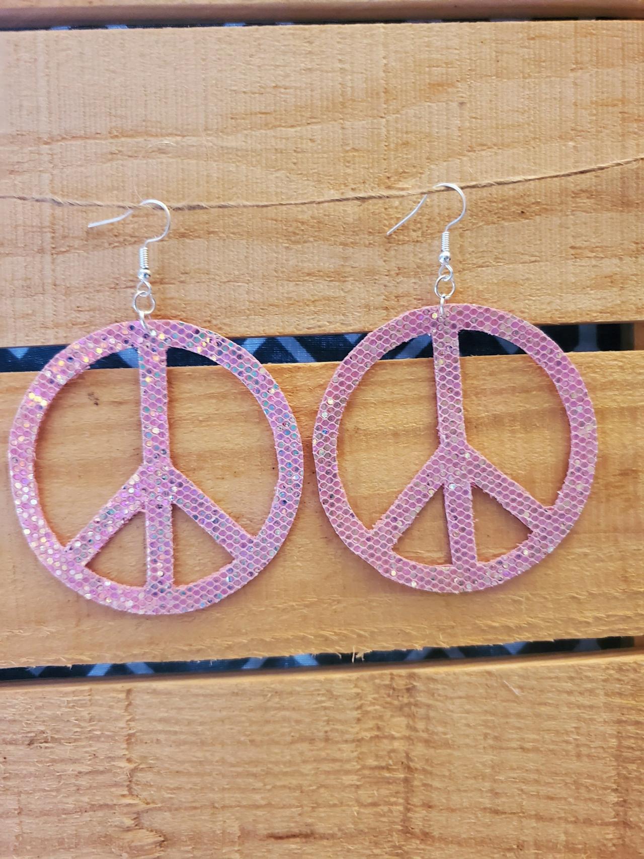 Pink Glitter Dangle Earrings, Hippie Style Earring, Peace Sign Jewelry, Pink Peace Sign Earrings, Pink Honeycomb Glitter Jewelry, Boho Chic