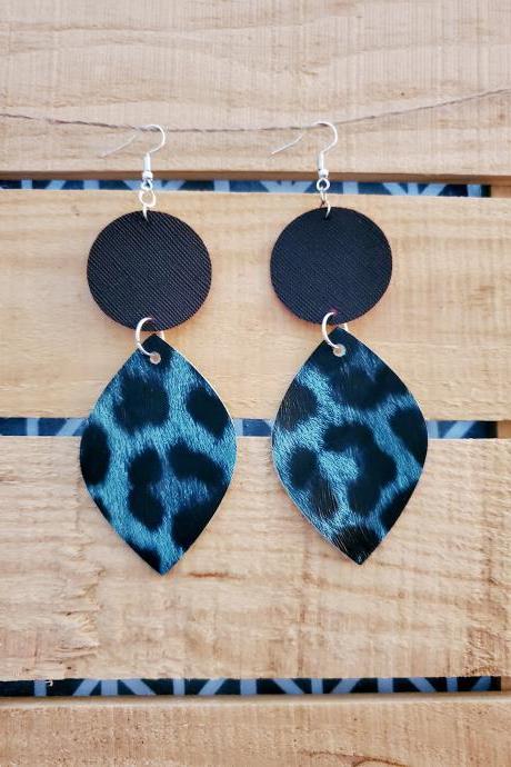 Turquoise Leopard Leather Earrings, Round Leather Earrings, Turquoise Black Jewelry, Round Leaf Jewelry, Boho Chic Rustic Earrings, Cheetah